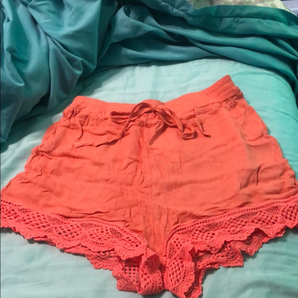 Coral flowy shorts